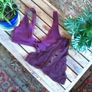 🌷3/15🌷 Set of 2 bralettes size m